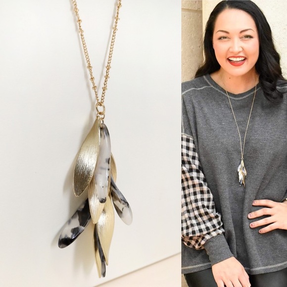 The House Of Gentry Jewelry - Twisted Acetate and Metal Long Necklace
